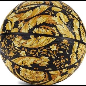 Versace
Baroque-Print Basketball.